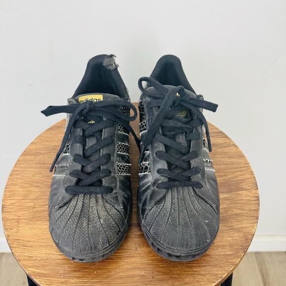 Adidas Superstar Black And Gold Snakeskin Sneakers Women’s Size 7 - Picture 3 of 11